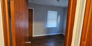4 Bed 1 Bath Gallery 15