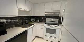 1400 NE 54th St Gallery 12