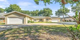 6770 East Bay Boulevard Gallery 5