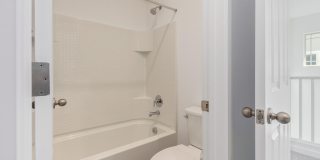 1935 N Marketside Ave Gallery 16