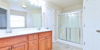 3/2/2 near Golf Course! Gallery 33