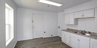 3703 Monroe Gallery 6