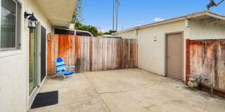 3 Bed / 1.5 Bath Townhome! Gallery 25