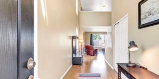 Spacious 3BR House in Gresham Gallery 11
