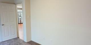 Charming 2 Bed/2 Bath Cottage in Cedar Park Gallery 17