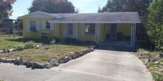 3 Bed 1 Bath Home | Pet Friendly | Fenced Yard | Washer Dryer Hook Ups | Section 8 Welcomed 3 Bed 1 Bath Home | Pet Friendly | Fenced Yard | Washer Dryer Hook Ups | Section 8 Welcomed Gallery 1