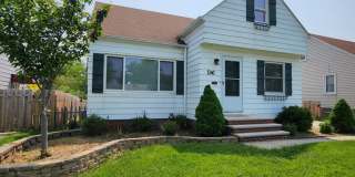 Beautiful 3 Bedroom Home For Rent Gallery 1