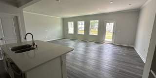 Room in 3 Bedroom Home at Arkose Dr Gallery 9