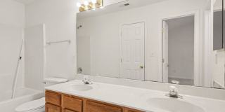 2 Bed/2Bath Townhouse for RENT! Gallery 18