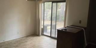 8307 Garrett Gallery 4