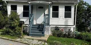 8 Locust Street Gallery 1