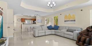 18413 NE 27th Ct Gallery 10