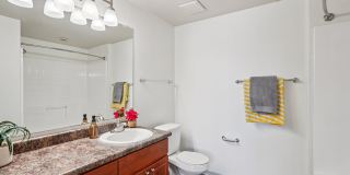 Del Mar Apartments Gallery 12