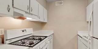 Westwood Apartments Gallery 21
