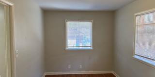 MOVE IN SPECIAL! HALF OFF FIRST MONTH!! Gallery 10