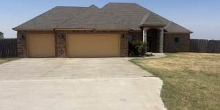 373 Northeast Sanders Drive Gallery 1