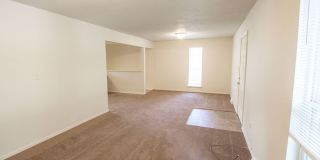 Central 3 bedroom Duplex Gallery 5