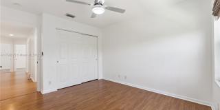 7423 Northwest 70th Avenue Gallery 24