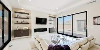 19 GARDEN RAIN Drive Gallery 3