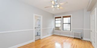 Charming Logan Circle Condo | Studio | 1 Bath | 450 Sf Gallery 4