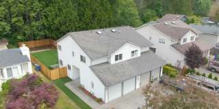 North Bothell 3 bdrm Townhome with private fenced yard Gallery 1