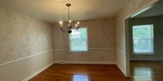 7327 Meadowdale Lane Gallery 4