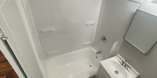 117 E Palmer Street Gallery 8