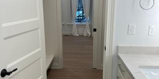 692 N High Street Gallery 23