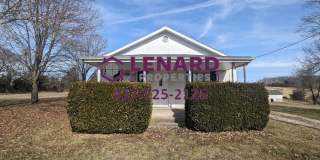 Farm House on 1 Acre of Land for rent! Gallery 1