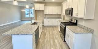 572 Rosalie Woods Drive Gallery 4