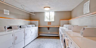 Glenlake Apartments Gallery 8