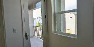 Beautiful/Spacious 3/2.5 (SOLAR) Natomas!  Please reference ad for viewings! Gallery 10