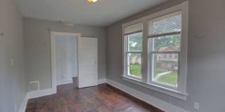 Upper level unit Gallery 7