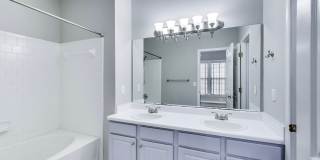 Single-family home in Kennesaw, GA near KSU, Town Center and Woodstock. Gallery 10