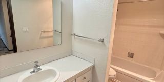 18524 TM JD GISZ LLC Gallery 40