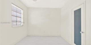 610 8th St Gallery 22