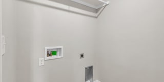 Adorable Brand New NE Edmond Gallery 21