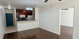 Streamside at Launani Valley 3 bedroom/2 bath with 2 parking Gallery 1
