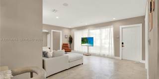 1600 SW 10th St Gallery 57