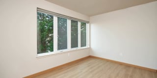 Square One Apartments Gallery 13