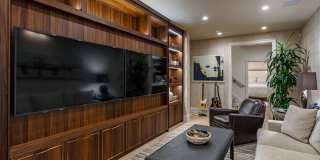 127 Hollister Ave Gallery 12