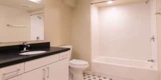 Vintage at 425 Broadway Gallery 15