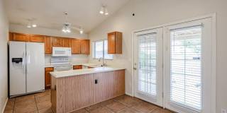 10935 W Ruth Avenue Gallery 21