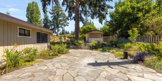 One-of-a-Kind Mid-Century Modern 4 Bedroom Retreat with Dream Backyard One-of-a-Kind Mid-Century Modern 4 Bedroom Retreat with Dream Backyard Gallery 5