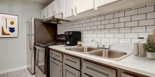 Kalo Village Seven Gallery 2