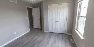 Large Duplex in Vanderveen Gallery 28