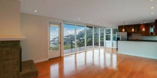 550 Sausalito Boulevard Gallery 1