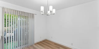 *Limited Move In Special for April Lease Start Date- $750 Off First Month's Rent! *OCEAN VIEWS! Renovated 2 Bed, 2.5 Bath Townhome in San Clemente! Gallery 16