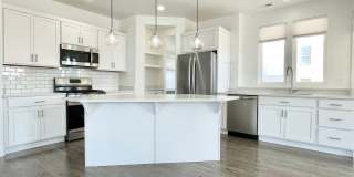 Gorgeous Townhome in South Jordan! Gorgeous Townhome in South Jordan! Gallery 16