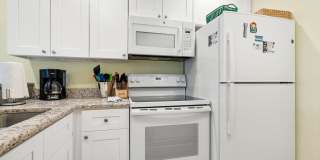 230 Medallion Blvd Gallery 9